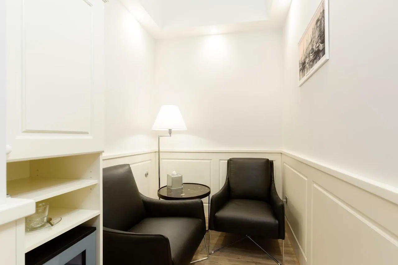 Roko Luxury Rooms 2 Split 4*,